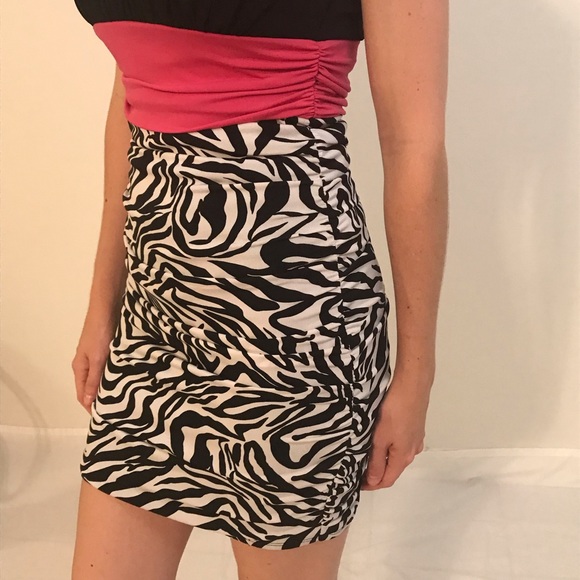 Speeckless Strapless Zebra Print Dress - Picture 6 of 8